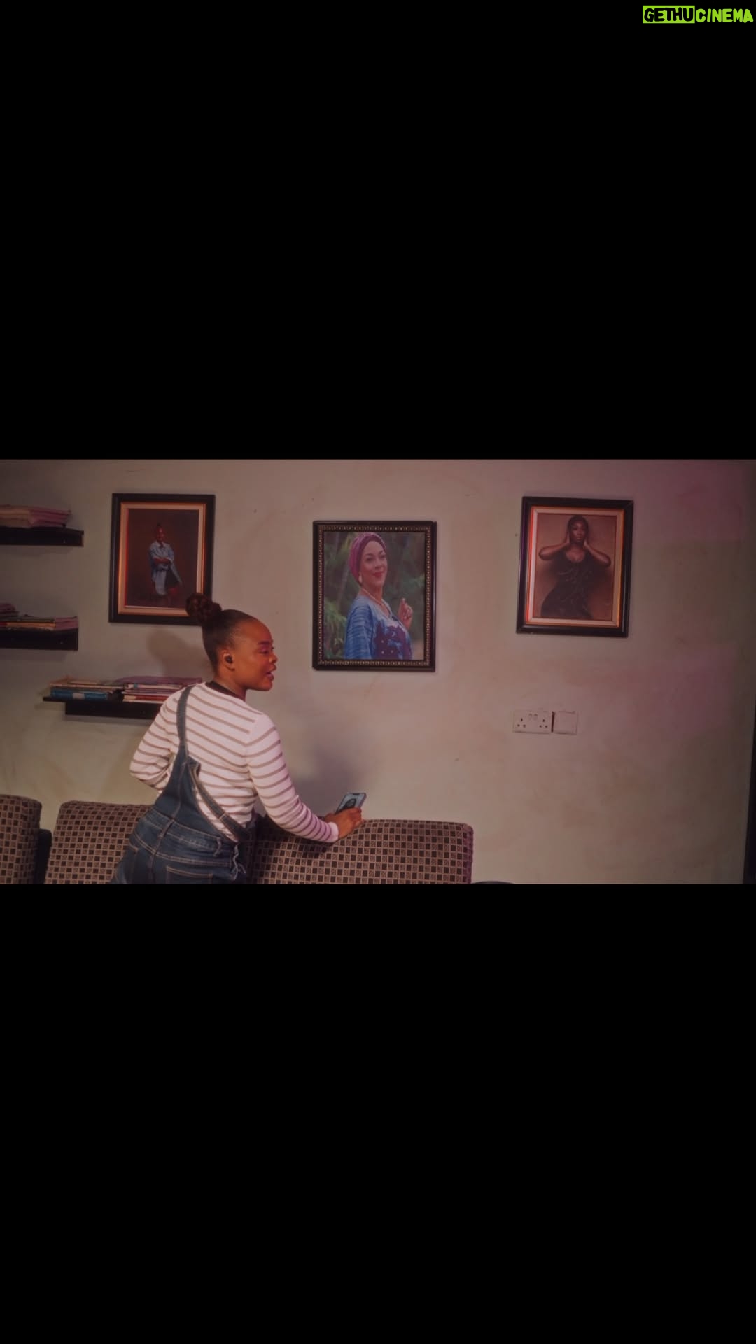 Funke Akindele - 58.5K Likes - Take a tour of this family’s INNOCENT home🤐
If you know you know😂
#Findingme is now streaming on Amazon prime video, please don’t miss it!
#afunkeakindeleandIsiomaosajefilm
#Afunkeakindelenetworkproduction #FindingMe #FAANTV
