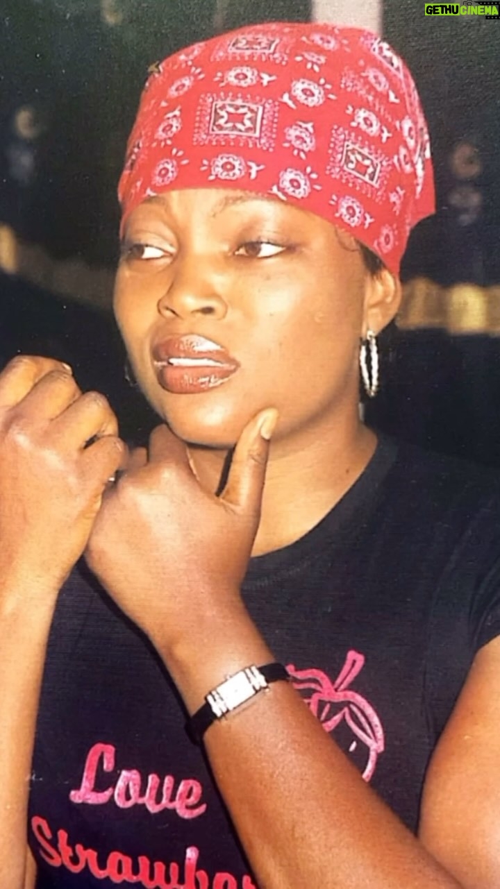 Funke Akindele - 152.5K Likes - My journey to success wasn’t always pretty, but it was worth it!
I’m proud to have come from a place of hustle and hard work and I really hope to inspire the young creatives out there to keep pushing forward. Even when the road gets tough, never give up on your dreams! 🤗 #funkeakindele #funkeinspires