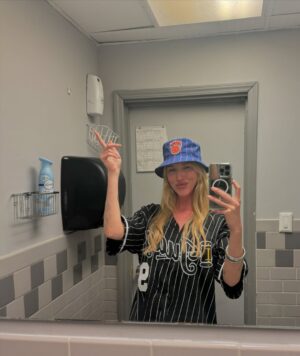 Gabby Bryan Instagram - Manhattan New York City America baby!!!!!!