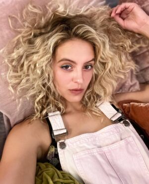 Gage Golightly Instagram - Swipe to find out why I take so many naps. 💖🥰🌸
#sleepingbeauty #needbeautyrest #dreamscometrue✨ #morenapsmoredreams