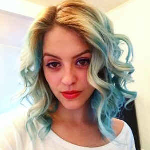 Gage Golightly Instagram - Every color of the rainbow 🌈 
What’s your favorite 🤔
➡️➡️Swipe to end to see the Mastermind whose fixed EVERY box dye I’ve almost killed my hair with😝
💕💜💙💛
#josephmichaelhair #12yearsoffixingmymess #throwbackthursday