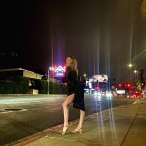 Gage Golightly Instagram - Captions blow...
➡️Help me caption my morning routine ☕️ 
#night2day 
Blurry night 📸: @questionanders4