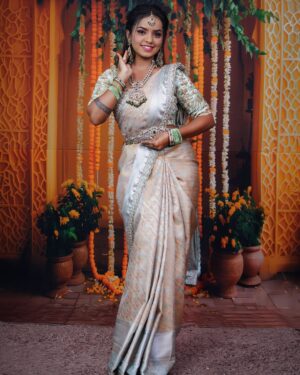 Ganga Gowda Instagram - Mua:- @makeover_by_jyothi_gowda 
Mentor:- @glamup_by_bhavithagowda 
📸 :- @angel_media_house