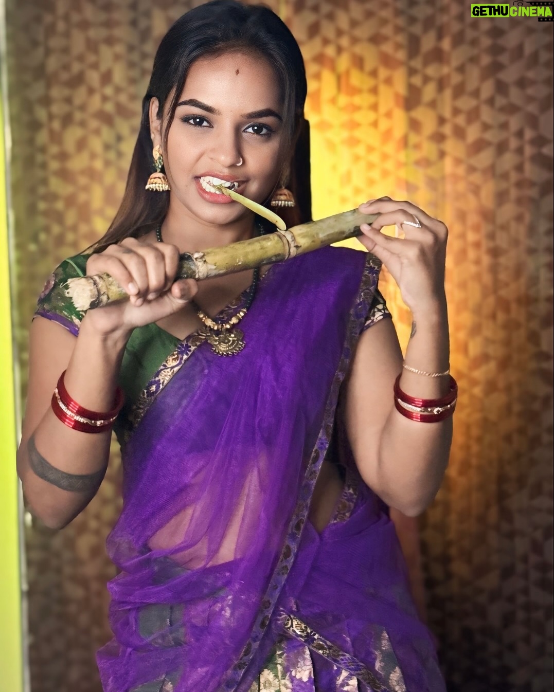 Ganga Gowda - 1.4K Likes - 💜🎋✨
Follow🦋 @gowdthi_2515