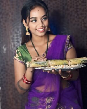 Ganga Gowda Instagram - 💜🎋🌺💫
Follow🦋 @gowdthi_2515