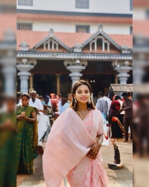 Ganga Gowda Instagram - 🙏🏻🌺✨
Follow🦋 @gowdthi_2515