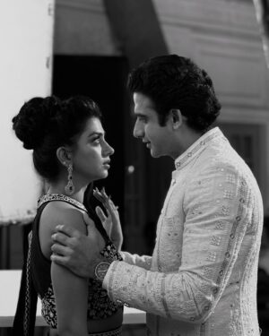 Garvita Sadhwani Instagram - Rohit kahin nahi gaya hai… woh HAI THA AUR RAHEGA. Ruhi aur aap sabke dil mein 🥺

Ye sad captions nahi hoga mujhse yaaar wouldn’t be fair, since you Made ME AND EVERYONE around you laugh every single day. You’ll be missed Romit, even the ghodha 🐎in Poddar house will miss you. 

2 shows, 2 years 
Toh aaj finally keh hi deti hun @romitrajprasher “SIR” the (senior 🤪) actor that you are 👏👏 bohot kuch seekha aapse par thank you for teaching me something even bigger than acting - enjoying every single moment  infront of the camera. 

Better things are coming your way, YOU ARE GOING TO FLY 🤍🧿🦋 

Ps. The first picture is my favorite, you & me discussing #Ruhit  scenes.. trying to give our best every time. Thank you, for making Rohit & Ruhi so iconic. Chalo dost, phir milenge chalte chalte … 🌸 han bas coffee nahi dungi 😡