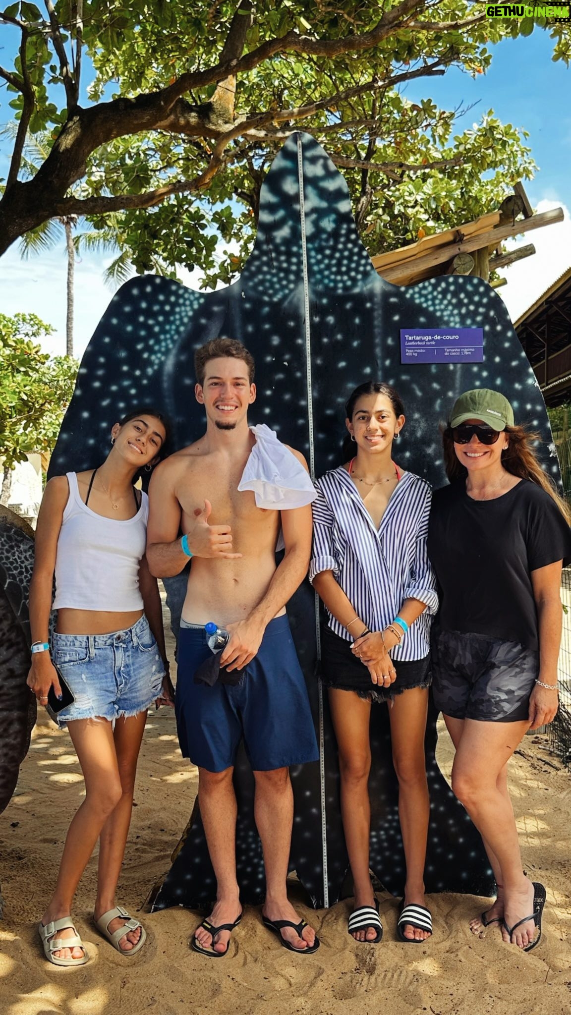 Giovanna Antonelli - 69.6K Likes - Uma surpresa dos seus filhotes !! Feliz dia das mães Gio ! ❤️