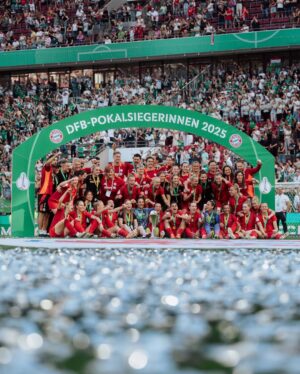 Giulia Gwinn Instagram - WE MADE HISTORY 🏆