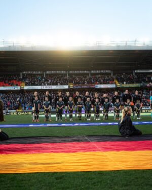 Giulia Gwinn Instagram - 𝐬𝐭𝐞𝐩 𝐛𝐲 𝐬𝐭𝐞𝐩 🎢

 6! 👏🏻 Danke für eure Unterstützung! 🖤❤️💛