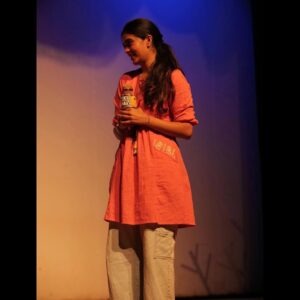 Gowri shruthi Instagram - ರಂಗಭೂಮಿ ✨ ನನ್ನ ಮೊದಲ ನಾಟಕ 
.
To my first ever play 🎭 ! With the best people around me. 
The knowledge , confidence , lessons , manners , discipline , hardwork theatre teaches you is unmatched.
It gives you a lot of reality checks , shows you where you stand , teaches you to be grounded .. soo much to learn from beautiful actors around you.
My journey in the process of learning this art form has been a dreamy journey not just as an actor but also as a human being , and this beautiful journey has just begun 💗🌸
.
It was a lifetime experience to perform Infront of my grandparents who themselves have been in the theatre for more than 45 years now , with mom as well ! 

Thanks to each and everyone who made me feel confident, special and precious 💗 
.
My guru ! My warmest dear friends and my family 
Love and only love 💗🌸🎭
.
Also thank you for these beautiful captures my friend @gagan_chirayu 🤗