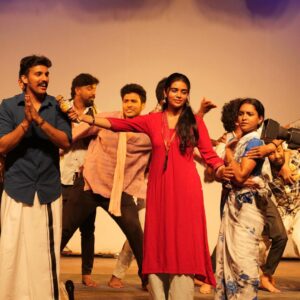 Gowri shruthi Instagram - ರಂಗಭೂಮಿ ✨ ನನ್ನ ಮೊದಲ ನಾಟಕ 
.
To my first ever play 🎭 ! With the best people around me. 
The knowledge , confidence , lessons , manners , discipline , hardwork theatre teaches you is unmatched.
It gives you a lot of reality checks , shows you where you stand , teaches you to be grounded .. soo much to learn from beautiful actors around you.
My journey in the process of learning this art form has been a dreamy journey not just as an actor but also as a human being , and this beautiful journey has just begun 💗🌸
.
It was a lifetime experience to perform Infront of my grandparents who themselves have been in the theatre for more than 45 years now , with mom as well ! 

Thanks to each and everyone who made me feel confident, special and precious 💗 
.
My guru ! My warmest dear friends and my family 
Love and only love 💗🌸🎭
.
Also thank you for these beautiful captures my friend @gagan_chirayu 🤗
