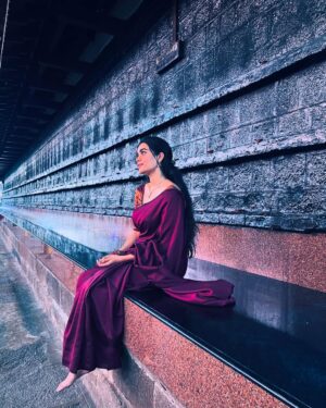 Gowri shruthi Instagram - ತಲುಪೀತೆ ಈ ಮೌನ ನಿನ್ನೆದೆಯ ತೀರಕೆ ? ✨
.
.
📸 : @manikanta_nrg_27 ✨