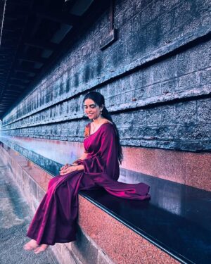 Gowri shruthi Instagram - ತಲುಪೀತೆ ಈ ಮೌನ ನಿನ್ನೆದೆಯ ತೀರಕೆ ? ✨
.
.
📸 : @manikanta_nrg_27 ✨