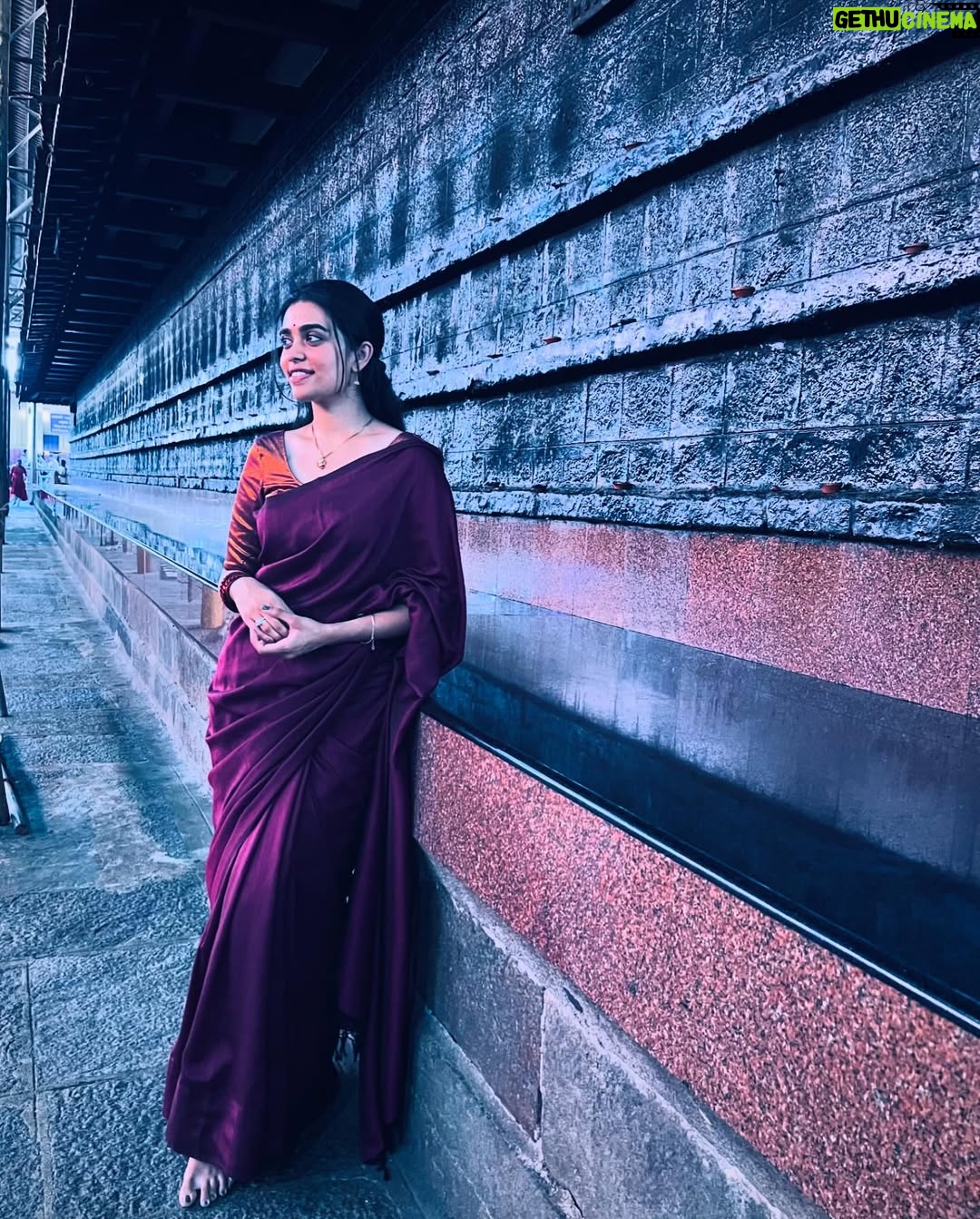 Gowri shruthi - 38.2K Likes - ತಲುಪೀತೆ ಈ ಮೌನ ನಿನ್ನೆದೆಯ ತೀರಕೆ ? ✨
.
.
📸 : @manikanta_nrg_27 ✨