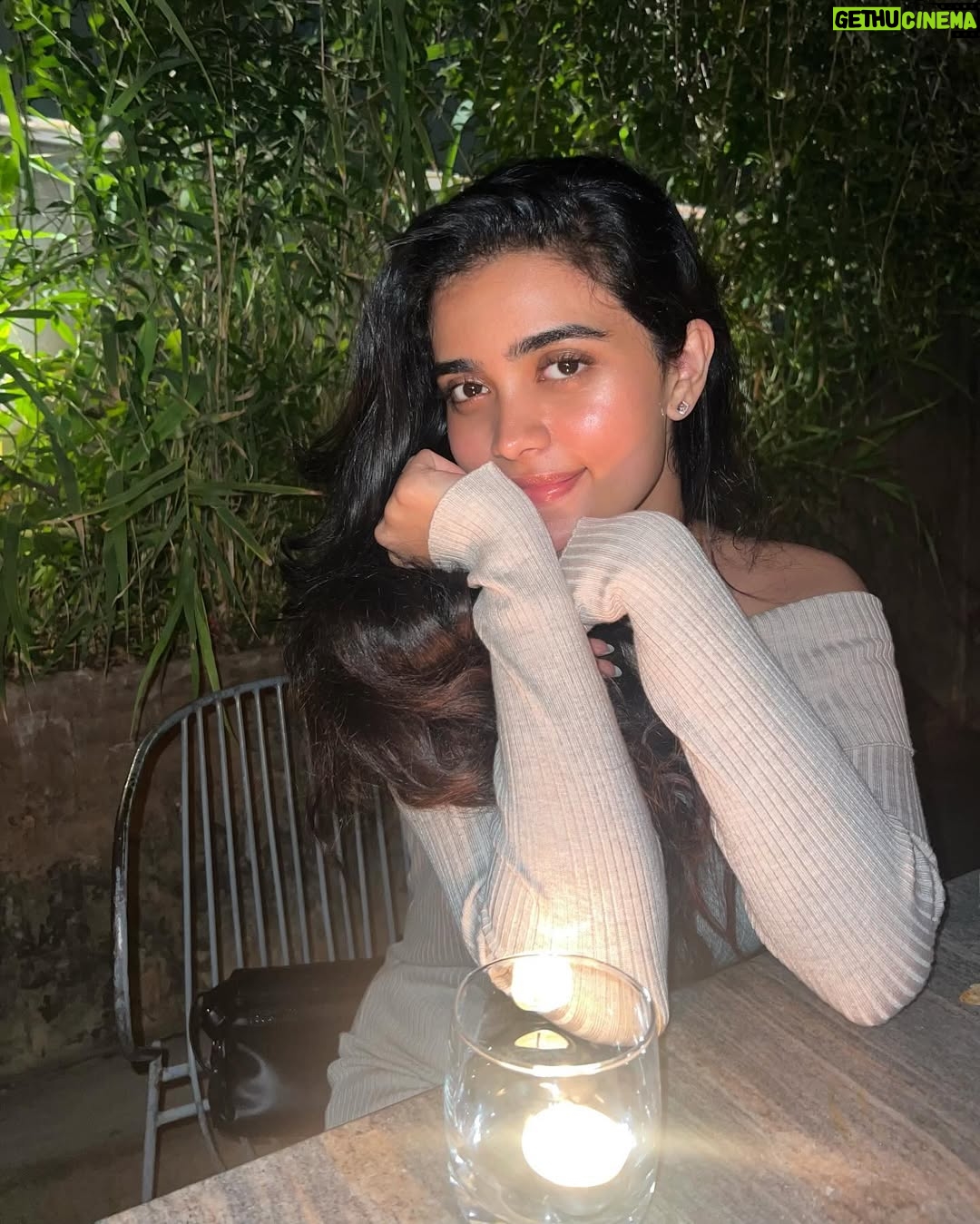 Gowri shruthi - 22.7K Likes - Look into my eyes and tell me what you feel 💗