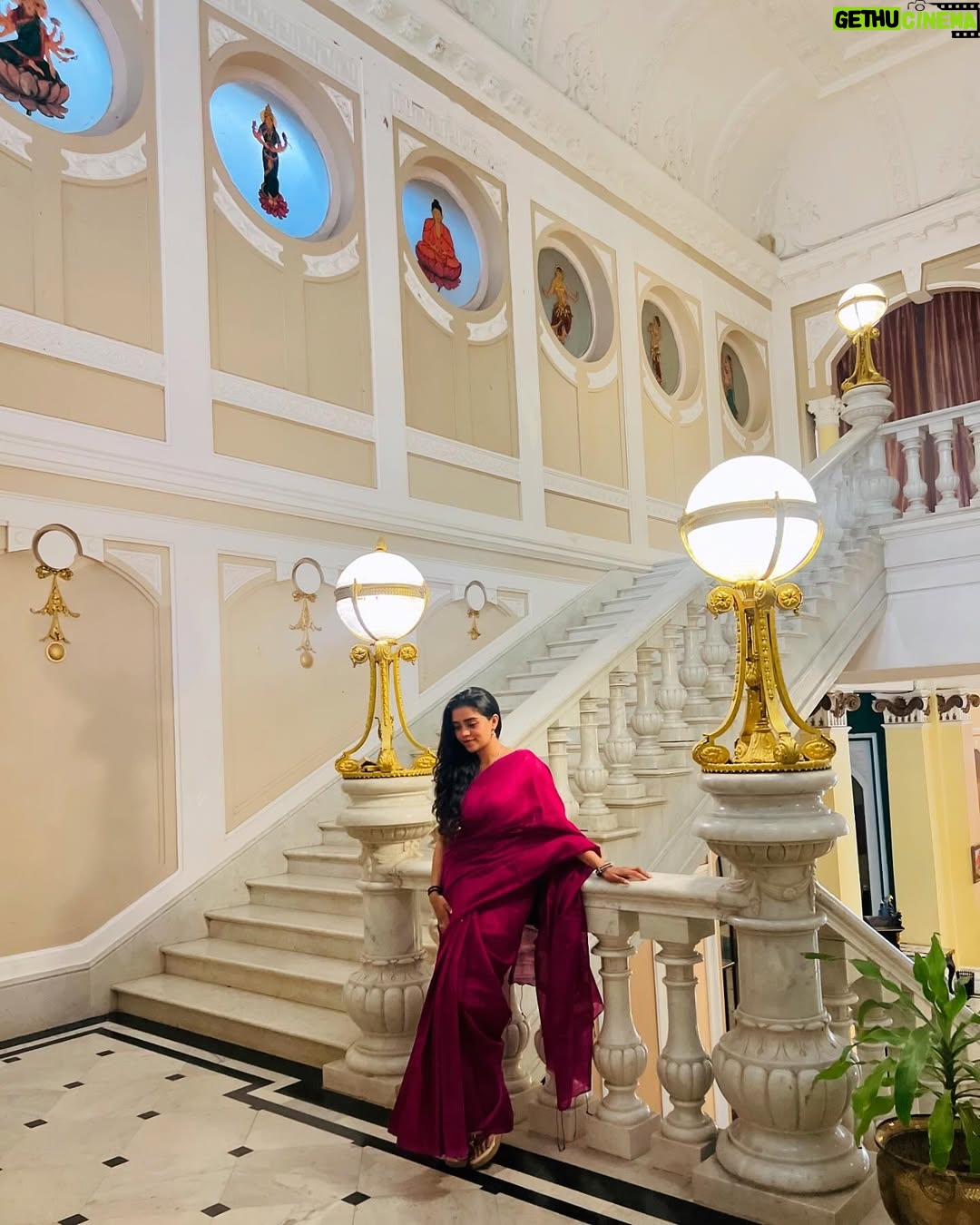 Gowri shruthi - 25.8K Likes - ಮೈಸೂರು ✨💗
.
.
#mysuru #lalithmahalpalace #karnataka
