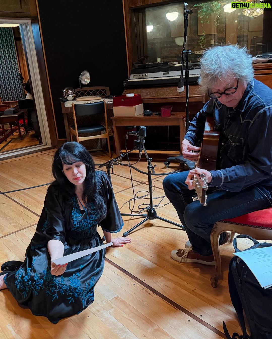 Grey DeLisle - 0.9K Likes - Murry and I recorded a new Christmas single (“A Christmas Memory”) in #Portland with Tucker Martine! #christmasinmay #studiodog #AChristmasMemory @floramartine @murryhammondmusic