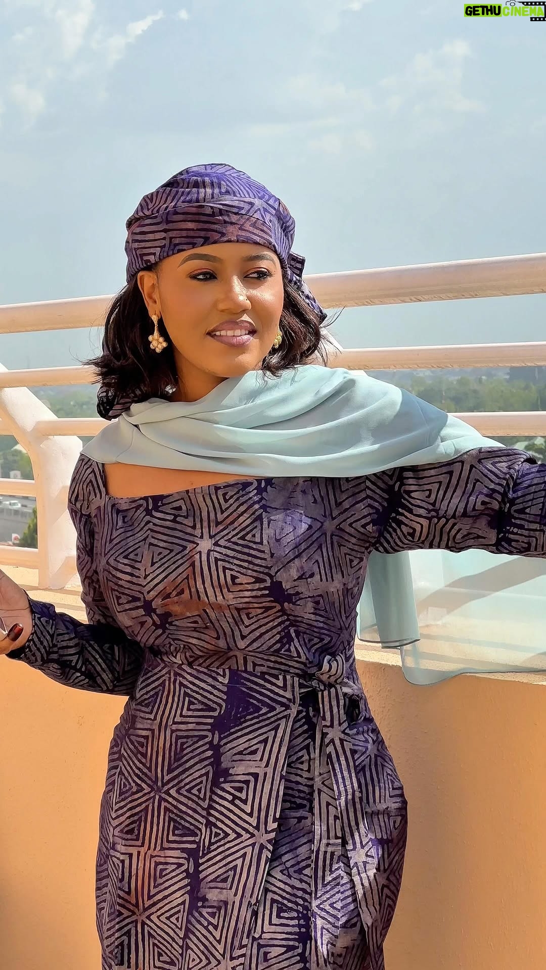 Hadiza Aliyu - 21.4K Likes - Aunty @adizatou in our skin enhanced finish
/
/
Makeup @makeupby.amnah 
/
/
#amnahweddingguest 
#kanomua #kanomakeupartist #kanofashiondesigners  #bellanaijaweddings #kanowedding #iphonography #glow #beauty #beautymodel #style #weddingguest #kanobusiness #wakeupandmakeup #trending #reels #asoebibella #arewaweddings 
#nigerianwedding #arewafamilyweddings #fabricblogger #northernhypelady @bellanaijaweddings @stylecollections__ @fabricblogger2 @northern_hypelady stylesboutiq @arewafamilyweddings