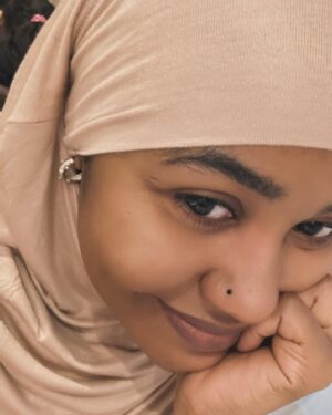 Hadiza Aliyu Instagram - dear ALLAH, if today l lose my hope, please remind me that your plan are better than my dreams. 🥀