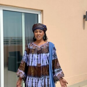 Hadiza Aliyu Instagram - Le bien que l’on fait parfume l’âme. 🤗🌹