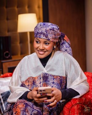 Hadiza Aliyu Instagram - Celebrating life’s best moments with pure joy. Finding happiness in the littlest moments. Making memories that make your heart smile. 

📸 @prince_abdool_ 
💄 @makeupby.amnah