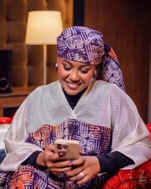 Hadiza Aliyu Instagram - Celebrating life’s best moments with pure joy. Finding happiness in the littlest moments. Making memories that make your heart smile. 

📸 @prince_abdool_ 
💄 @makeupby.amnah
