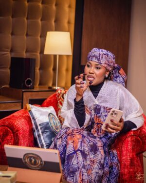Hadiza Aliyu Instagram - Celebrating life’s best moments with pure joy. Finding happiness in the littlest moments. Making memories that make your heart smile. 

📸 @prince_abdool_ 
💄 @makeupby.amnah