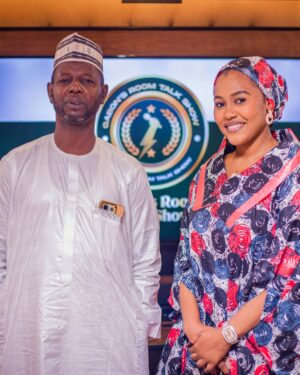 Hadiza Aliyu Instagram - Writers 📝 
 
Singer 🎤