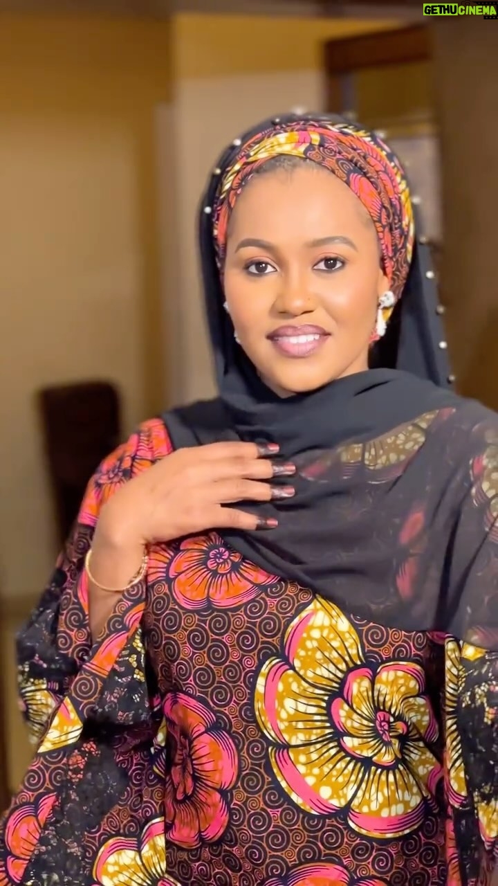 Hadiza Aliyu - 24K Likes - 10 Gorgeous shade of Aunty Hadiza
Choose your Fav
/ 
/
Makeup @makeupby.amnah 
Dress @gimbs_stitches_styles 
/
/
#amnahweddingguest 
#kanomua #kanomakeupartist #kanofashiondesigners  #bellanaijaweddings #kanowedding #iphonography #glow #beauty #beautymodel #style #weddingguest #kanobusiness #wakeupandmakeup #trending #reels #asoebibella #arewaweddings 
#nigerianwedding #arewafamilyweddings #fabricblogger #northernhypelady @bellanaijaweddings @stylecollections__ @fabricblogger2 @northern_hypelady stylesboutiq @arewafamilyweddings