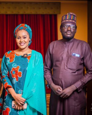 Hadiza Aliyu Instagram - Writers 📝 
 
Singer 🎤