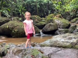 Hannah Spearritt Instagram - Taya #loving the #waterfalls 💗😊
