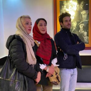 Hedieh Tehrani Instagram - اولین روز اکران فیلم سینمایی #بی_همه_چیز در سینما فرهنگ
