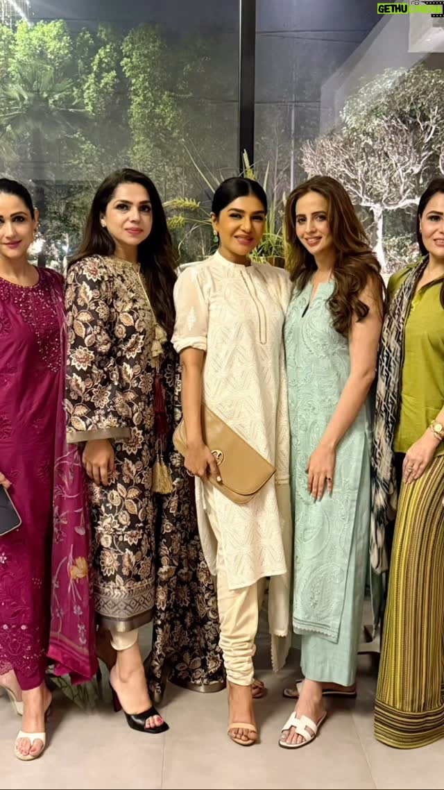 Iffat Rahim - 130 Likes - @sobia.aamir1993 @ayeshaamirrkhan @salma_mudassar @faiza_mudassar