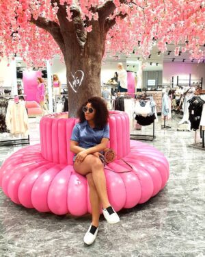 Ifu Ennada Instagram - See Skin na! If you're not getting ready for my @beautifuskin Harmattan/Winter Collection, you're doing yourself a great injustice o.
_____
Meanwhile, I'm posting these old pictures because I'm getting ready to travel somewhere and enjoy myself - once I finish up for the year. 
_____