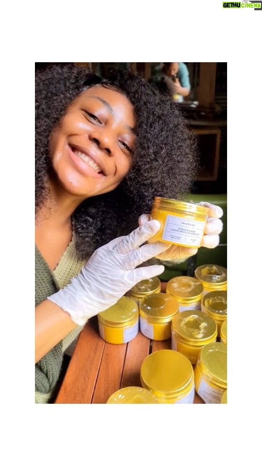 Ifu Ennada - 15.3K Likes - Ladies & Gentlemen, Meet The Most Hardworking CEO in Nigeria! 😂 Seriously guys, I'm involved in every aspect of my business, from Creation to everything you can think of!
Massive Thanks to everyone who participated in my just concluded Sales. Your products are coming!
PS: I can go without makeup cos my @beautifuskin keeps me fresh and Glowing!
Soundtrack - Omah Lay godly