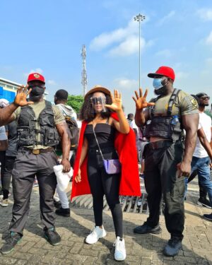 Ifu Ennada Instagram - Out Here Putting in The Work‼️ #5for5 #EndSARS #endpolicebrutality