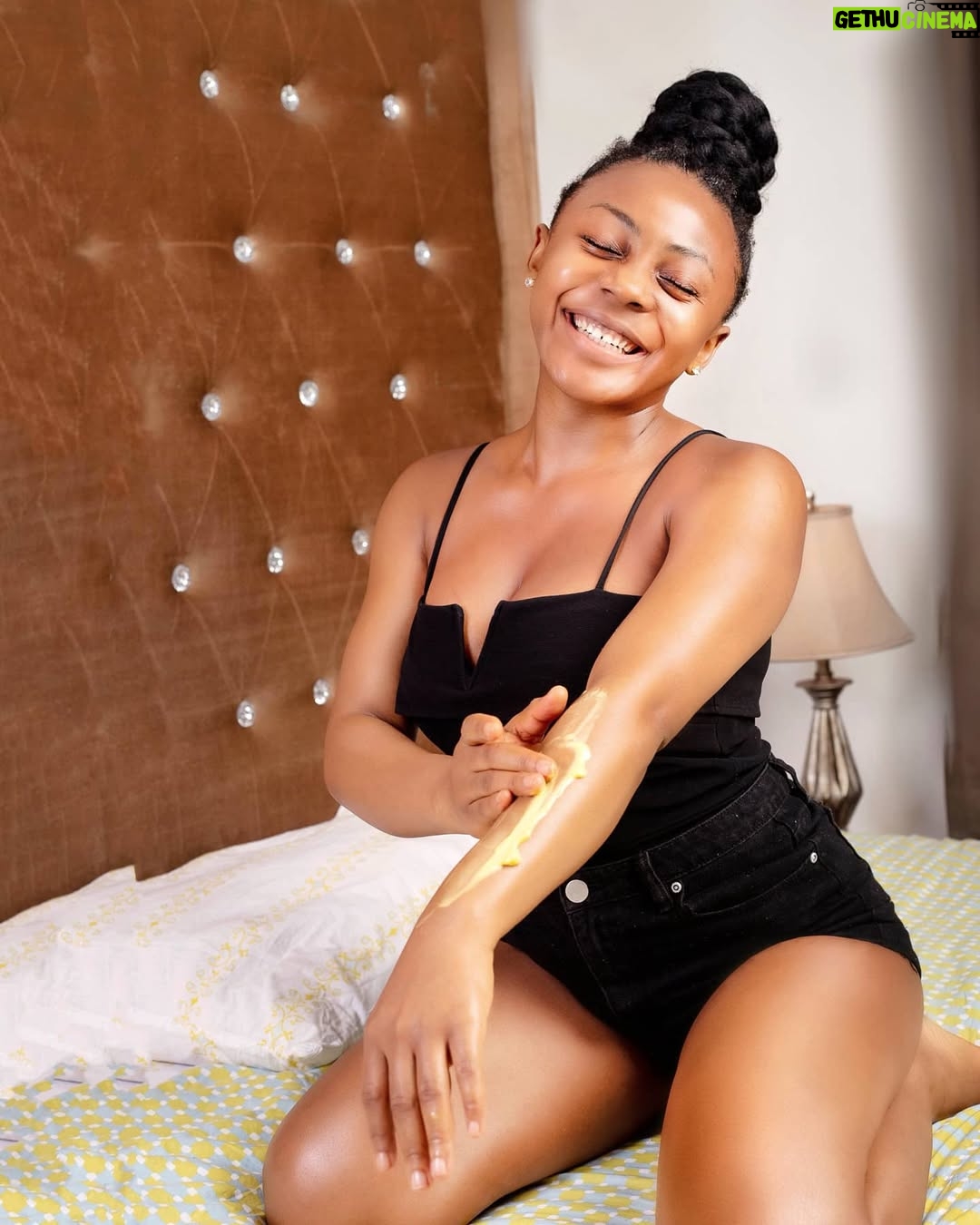 Ifu Ennada - 4.9K Likes - People: Ifu, What do You Use on Your Skin? It's Always Glowing. Me: Swipe to see it. Na im be this o.
___
Guys, I launched this my @beautifuskin Limited Edition Skincare Collection yesterday. Made by me with 100% Natural Ingredients. With continuous use, it brightens your skin and makes it glow like mine.
____
IF YOU WANT TO BLEACH, THIS IS NOT THE PRODUCT FOR YOU.
_____
The Collection contains 2 Luxury Face & Body Butters, a Turmeric Face & Body Soap that's good for Acne and a Turmeric Healing Lip Balm.
____
Link in Bio to get it. You get 3,000 naira off when you get a complete set.
___
If you run into any issues, DM @beautifuskin or send a WhatsApp message to 2348169686185