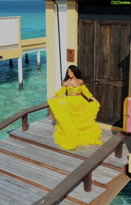 Ifu Ennada - 5.3K Likes - a beautIFU Drone Shot of the 2nd Island I stayed in. The most beautIFU place I've been so far!
____
Skin my @beautIFUSkin Products.
___
Outfit/Stylist @mood_by_asher @asheriheme
___
Music Credit: Kamelia by Akcent ft Lidia Buble & DDY Dunes
____
Video shot on Drone by @ahmed_rishaan
____
#Maldives #VisitMaldives #SunnySideOfLife #maldives_ig
#DanceLifestyle #maldivesislands #TravelDiary #KylieBaby