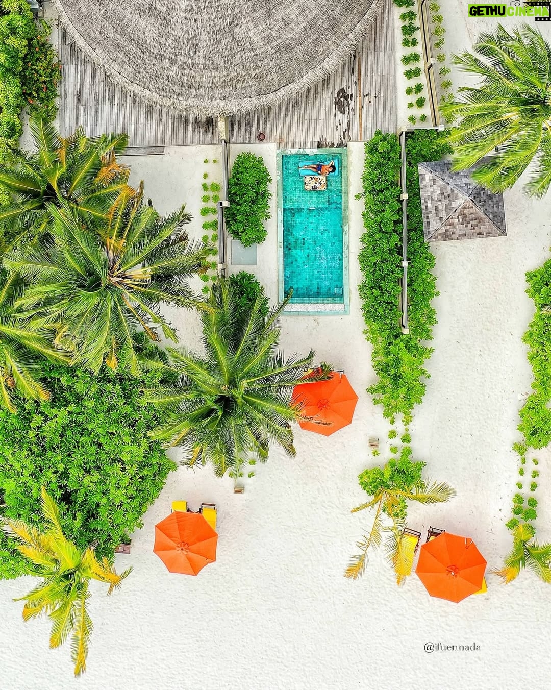 Ifu Ennada - 13.1K Likes - Floating Breakfast in my Beach Villa! Can you spot me in all the pictures?!🤣 What slide is your Fave? I wanted to show you guys all the Angles, so yeah, I went "Drone" 🤣
___
#Maldives is so beautIFU and so much fun!
___
Skin: my @beautifuskin Products
__
Art Director @mood_by_asher