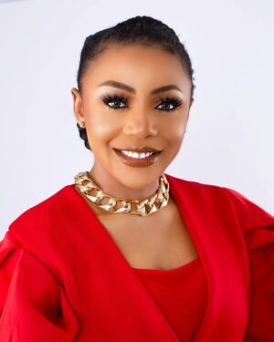 Ifu Ennada Instagram - Ifu Billions! Pure Beauty! Super Entrepreneur! Jesus Baby! Somebody's Future Billionaire Wife! Hey God! I'm so beautIFU! Somebody pls clap for Jesus! Hallelujah! 😂😂😂❤❤❤🔥🔥🔥
___
Outfit @nattybymandy 
__
Makeup: @ryannejohnbeautystudio
__
Styling: @mood_by_asher 
___
Hair: @beautifuhair
__
📷 @kolexor
___
Skin @beautifuskin