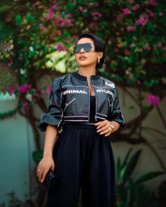 Actress Ifu Ennada HD Photos and Wallpapers April 2024