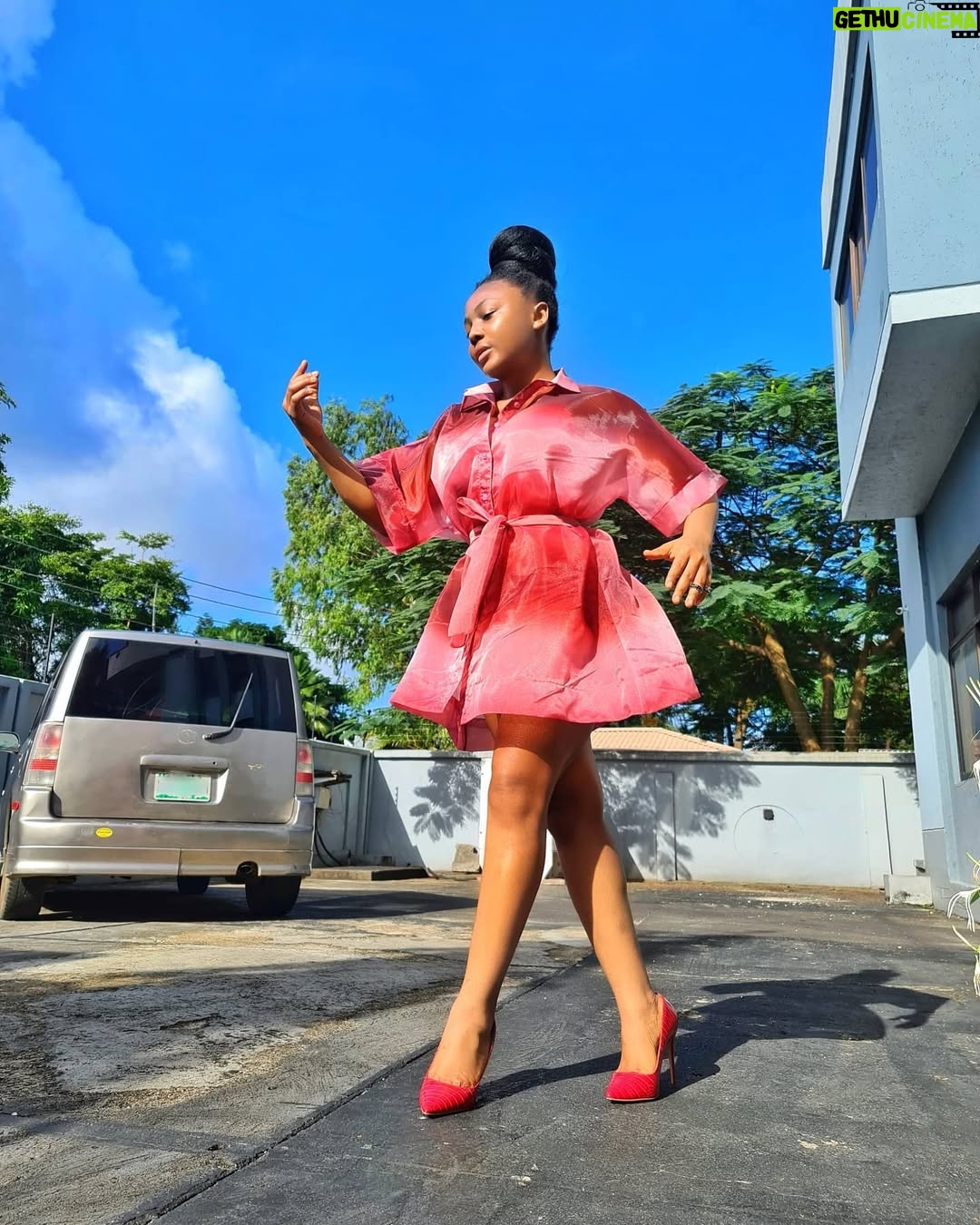Ifu Ennada - 11.9K Likes - Let's Not Forget To Smile As We Go Through This, knowing that we're doing things that seemed unachievable before now. We are the "Talk & Do Generation"‼️ We were destined for Greatness‼️ We will restore Nigeria's Glory‼️
___
If you've been wanting my Skincare Secrets, click on the link in my Bio to join my Waiting List for my Limited Edition Harmattan/Winter Collection.
_______
Outfit @mood_by_asher
____
📷 @asheriheme
___
Skin @beautifuskin
___
Hair @beautifuennada