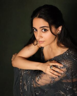 Iman Esmail Instagram - 💙💙💙

Makeup - @makeupby_mahesh 
Hair- @koduruamarnath 
Stylist- @sreevardhan_keto 
Photography - @pranav.foto 
Managed by - @benchmarktalents