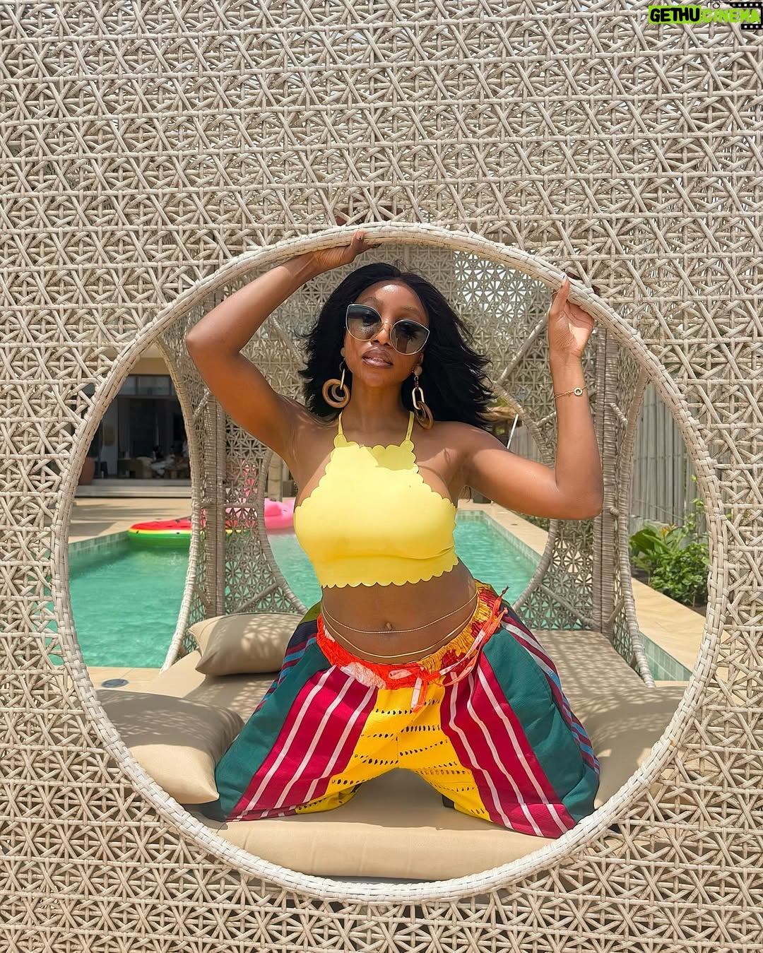 Ini Dima-Okojie - 37.7K Likes - Dear Woman, you are the sh*t!.
You nurture, you build, you carry the weight of the world and still show up looking flawless. You juggle a million thingsā¦careers, dreams, families, friendshipsā¦and somehow, you still remember everyoneās birthdays.
You are strong, soft, powerful, kind, bold, and unstoppable. You turn pain into purpose, challenges into triumphs, and still find time to hype your friends in the group chat.
The world celebrates you today, but honestly, we should be celebrating you every damn day. Your voice matters, your dreams are valid, and your presence makes a difference. So take up space, rest when you need to, and never forgetā¦you are more than enough!!!
Happy International Womenās Day to all the Queens out there! Keep breaking barriers, making magic, and living life on your own terms.š¤
Ps: I just had the most amazing day with the most amazing women. It was perfect š«¶š¾š«¶š¾š«¶š¾
#IWD #IWDwithMaisonBali