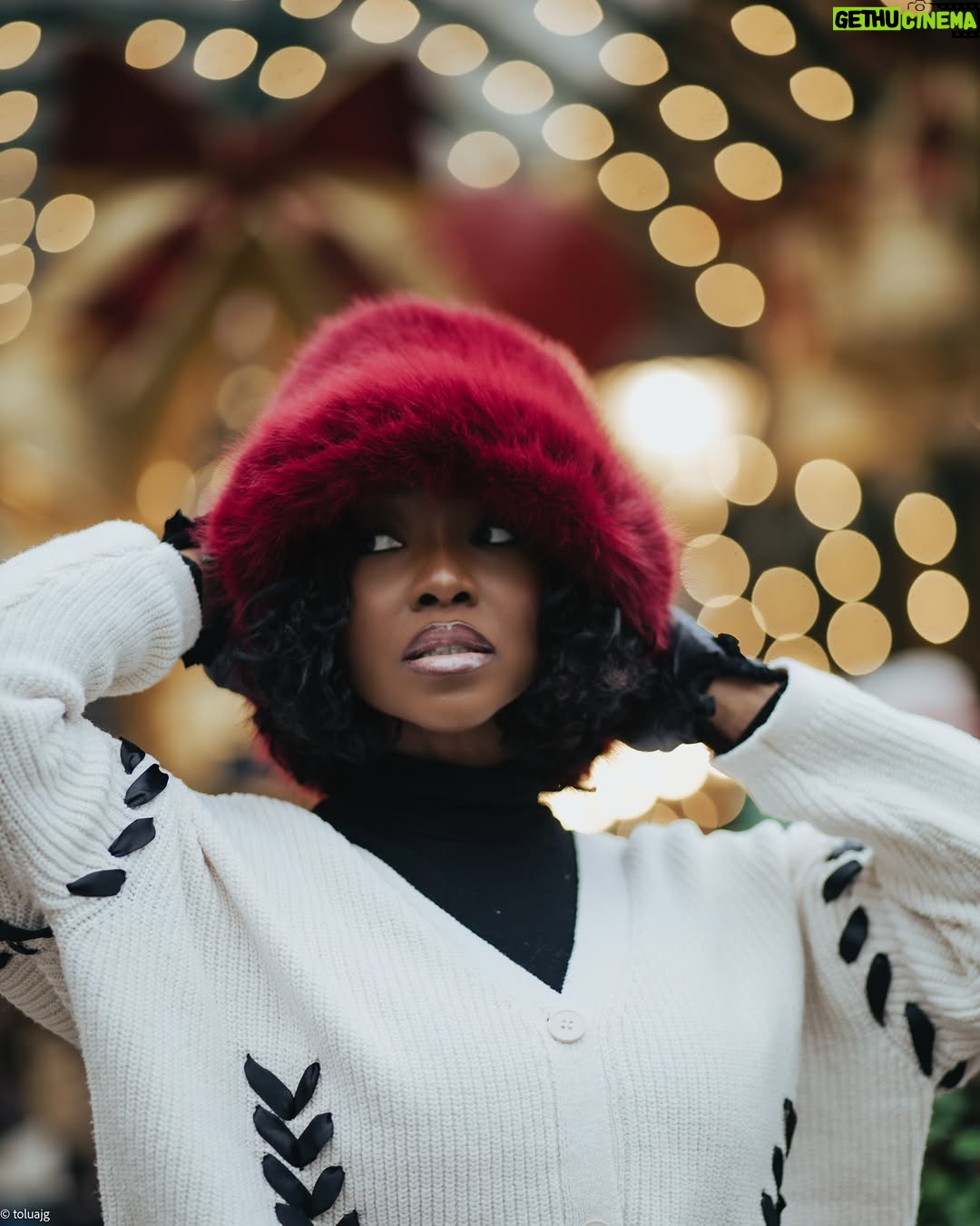 Ini Dima-Okojie - 42.4K Likes - Talk to her nice⦠š
Photography | @toluajg
Bubble skirt | @myt5s