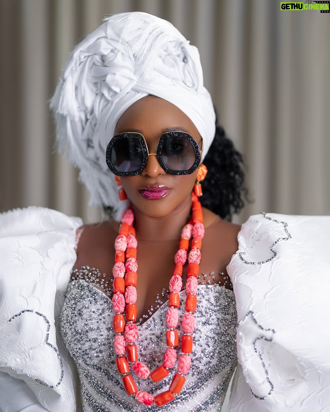 Ini Edo - 172.1K Likes - Finally, I laid to rest my first love .A man whose presence shaped our lives in ways words can barely capture. Our father was more than just a provider and protector—he was a guiding light, a man who walked with unwavering faith and instilled in us the fear of God.
He taught us that life is more than just what we see; that our actions, our words, and even our thoughts should align with the will of God. He led by example, showing us the power of prayer, the importance of integrity, and the value of humility. Through his discipline, we learned respect. Through his wisdom, we gained understanding. And through his love, we found strength.
He was not a perfect man, but he was a man after God’s own heart—one who believed that righteousness was the foundation of a meaningful life. His voice still echoes in our hearts, reminding us to trust in the Lord, to walk the straight path, and to never forget where we come from.
Though he may no longer be with us, his legacy lives on. The seeds of faith he planted in our hearts continue to grow, shaping the way we live, love, and serve.
We thank God for the gift of our father, a man who feared the Lord and taught us to do the same. His work on earth is done, but his impact will never fade. Rest well, Dad, until we meet again in the presence of the One you taught us to honor…. Adieu Daddy, Asiere Daddy .. till we meet again…
Styled @medlinboss
Couture outfit @medlincouturecollection
Gele _gabby_gele
Videography @_kelvzsshot