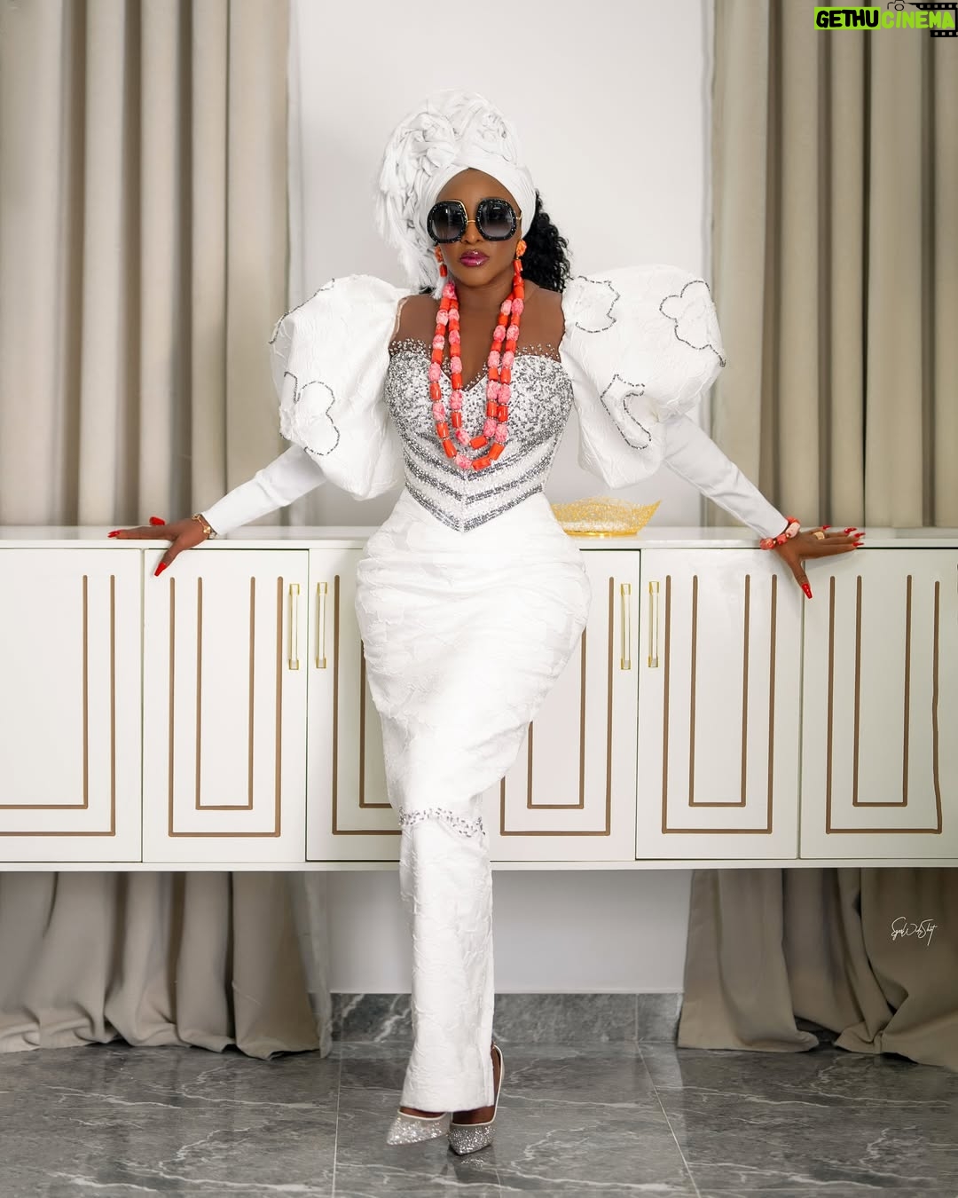 Ini Edo - 172.1K Likes - Finally, I laid to rest my first love .A man whose presence shaped our lives in ways words can barely capture. Our father was more than just a provider and protector—he was a guiding light, a man who walked with unwavering faith and instilled in us the fear of God.
He taught us that life is more than just what we see; that our actions, our words, and even our thoughts should align with the will of God. He led by example, showing us the power of prayer, the importance of integrity, and the value of humility. Through his discipline, we learned respect. Through his wisdom, we gained understanding. And through his love, we found strength.
He was not a perfect man, but he was a man after God’s own heart—one who believed that righteousness was the foundation of a meaningful life. His voice still echoes in our hearts, reminding us to trust in the Lord, to walk the straight path, and to never forget where we come from.
Though he may no longer be with us, his legacy lives on. The seeds of faith he planted in our hearts continue to grow, shaping the way we live, love, and serve.
We thank God for the gift of our father, a man who feared the Lord and taught us to do the same. His work on earth is done, but his impact will never fade. Rest well, Dad, until we meet again in the presence of the One you taught us to honor…. Adieu Daddy, Asiere Daddy .. till we meet again…
Styled @medlinboss
Couture outfit @medlincouturecollection
Gele _gabby_gele
Videography @_kelvzsshot