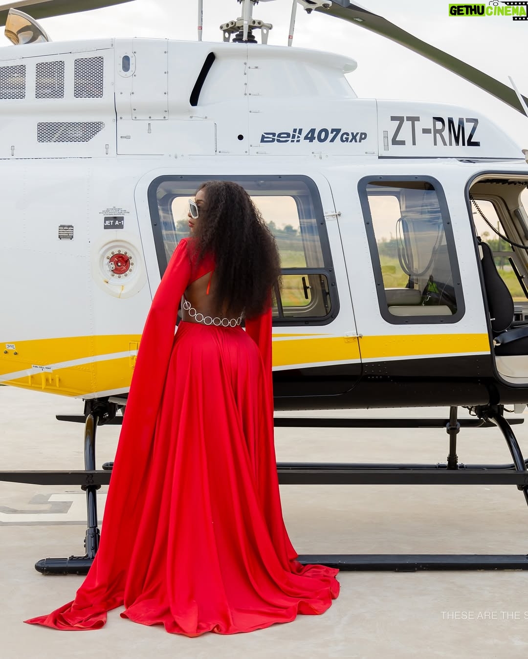 Ini Edo - 140.1K Likes - Our Masterpiece: Young Famous & African 🌍✨
YFA brings the glamour and essence of African creatives to global tv…..
However, as with any reality TV show, YFA also shows the pressure of fame—the emotional toll, miscommunications, and the weight of expectations. The drama, feuds, and misunderstandings are part of the package, reminding us that fame isn’t as glamorous as it seems, as it shows both the highs and lows of fame. Let’s keep watching, learning, and supporting African entertainment! 🎬✨
With My realest African Brother 👑💕 I like to call him “De Tornado” @swankyjerry
