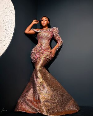 Ini Edo Instagram - Out for TM ! Aaaarrrrrghhhhh girl .. you made me so emotional this night. You are indeed an embodiment of God’s grace  @tokemakinwa .

Styled by the force … the Tornado @swankyjerry 
Dress by @kudcollections 
Make up @bernards_magic 
Hair by @hairartistrybycoco 
Photographer @shotbysukre 
Location @dcontenthub 
Crowned by the force @swankyjerry 
No swanky No styling 💅🏾